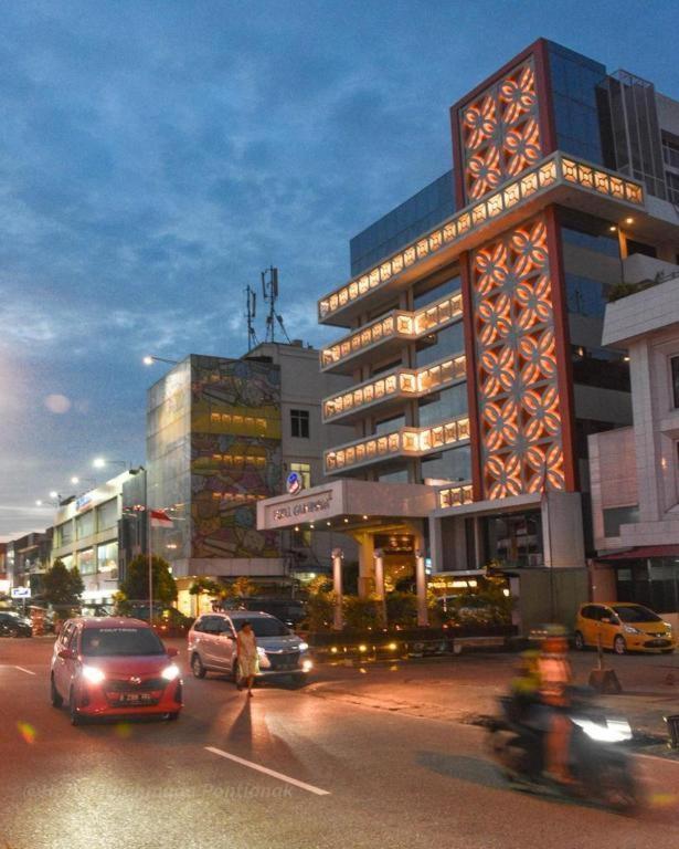 Hotel Gajahmada Pontianak Dış mekan fotoğraf